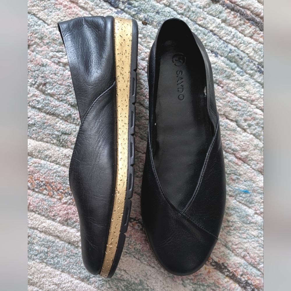 Saydo black leather gold sole flats size EU 41, US 10